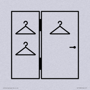 I065 Large Changing room